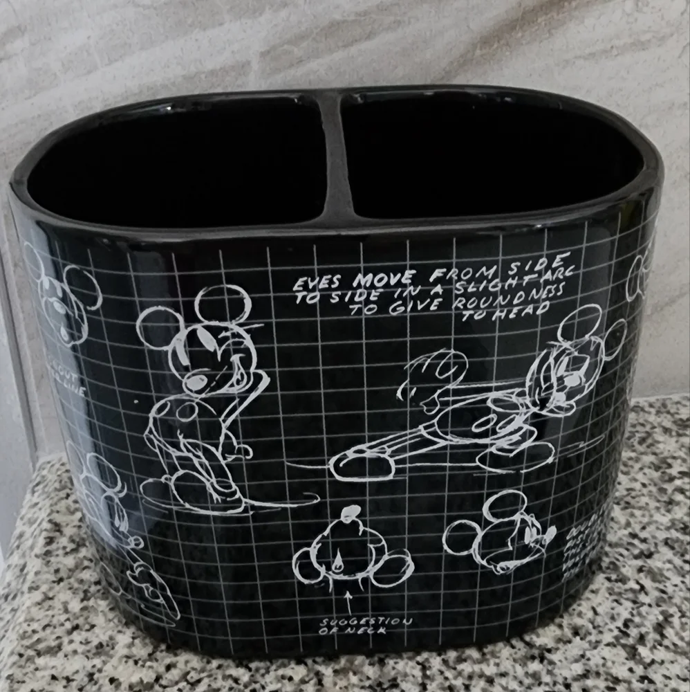 NWT Disney Mickey Mouse Zrike Black Toothbrush Holder Ceramic Sketchbook